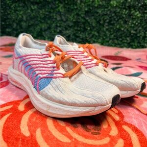 Nike Women's Athletic Shoes in Cream, Blue, and Orange